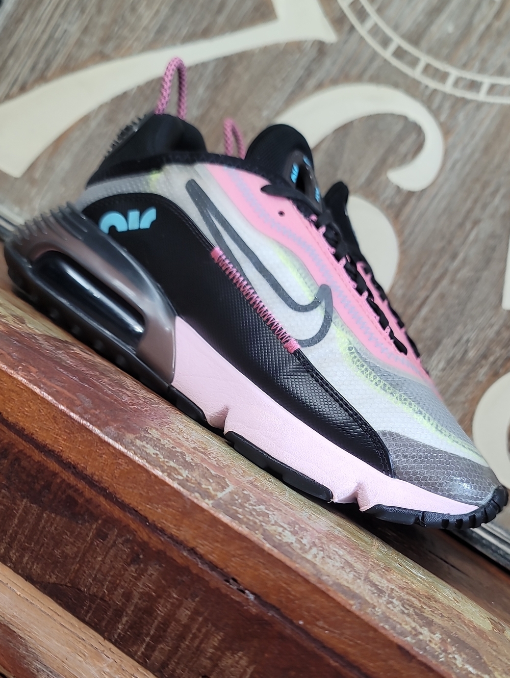 🔥🔥🔥 Nike Air Max 2090 'Lotus Pink' Wmns 7.5 Great Cond. Fast Shipping